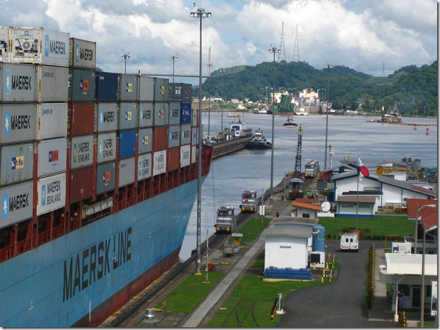 Maersk Danbury at the Miraflores Locks